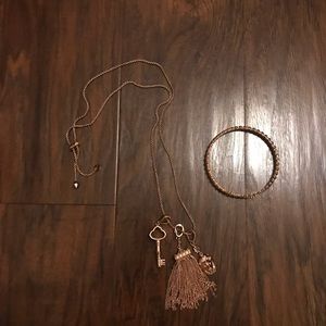 Kendra Scott Rose Gold necklace and bracelet set